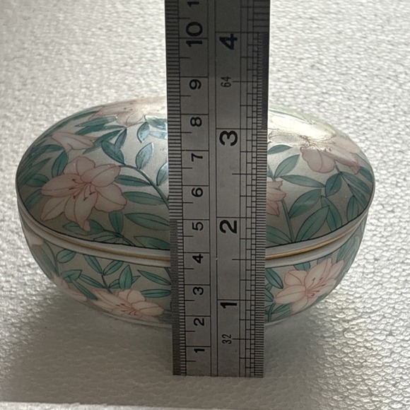 Serenade Otagiri Vintage Japan Oval Porcelain‎ Trinket Box with Lid - Picture 8 of 8